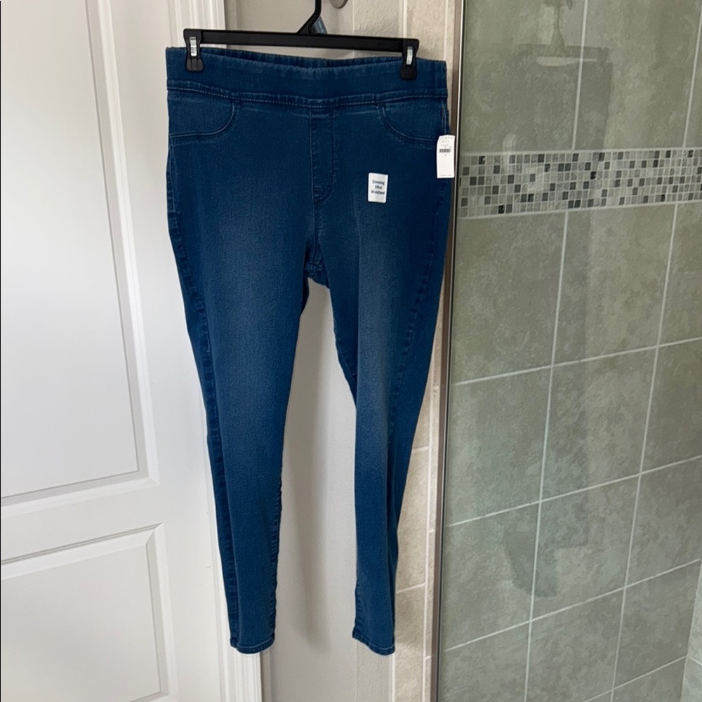 NWT Old Navy Super Skinny Mid-Rise Jeggings Size 14